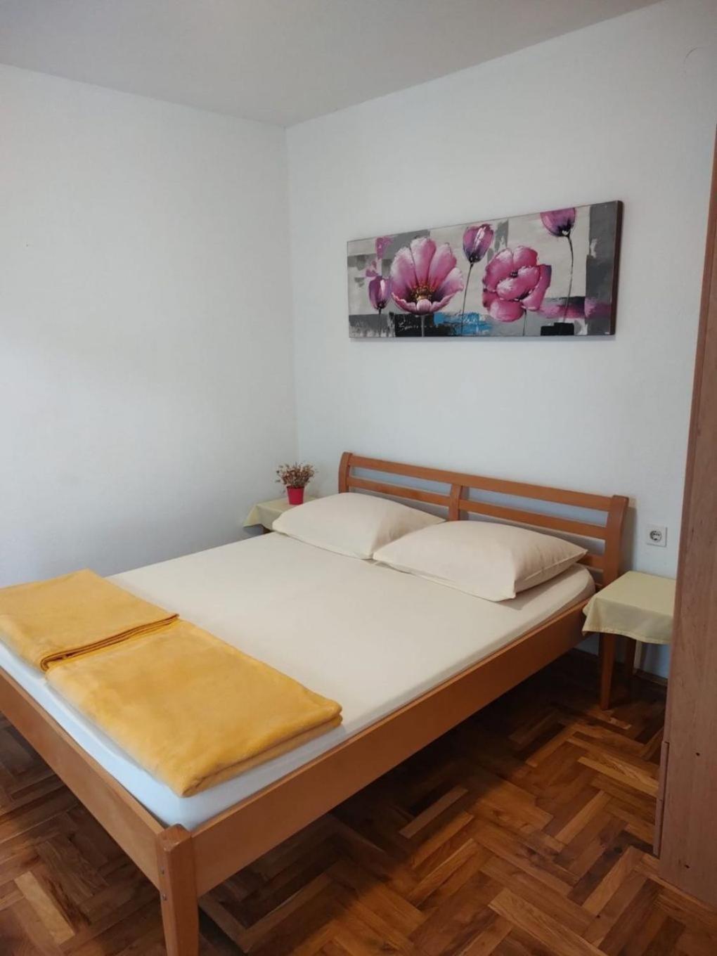 Apartments Vale - 450M To The Beach โวดีเซ ภายนอก รูปภาพ